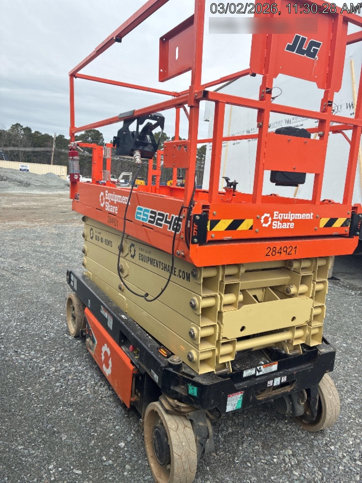 2022 JLG ES3246