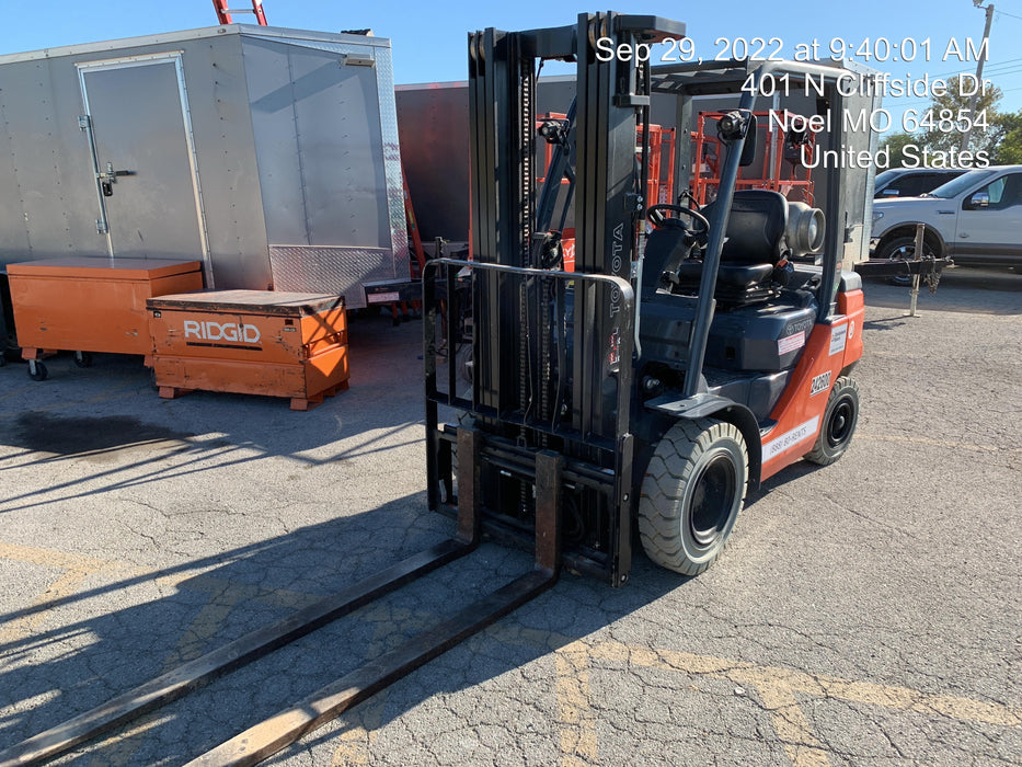 2022 TOYOTA 50-8FGU25