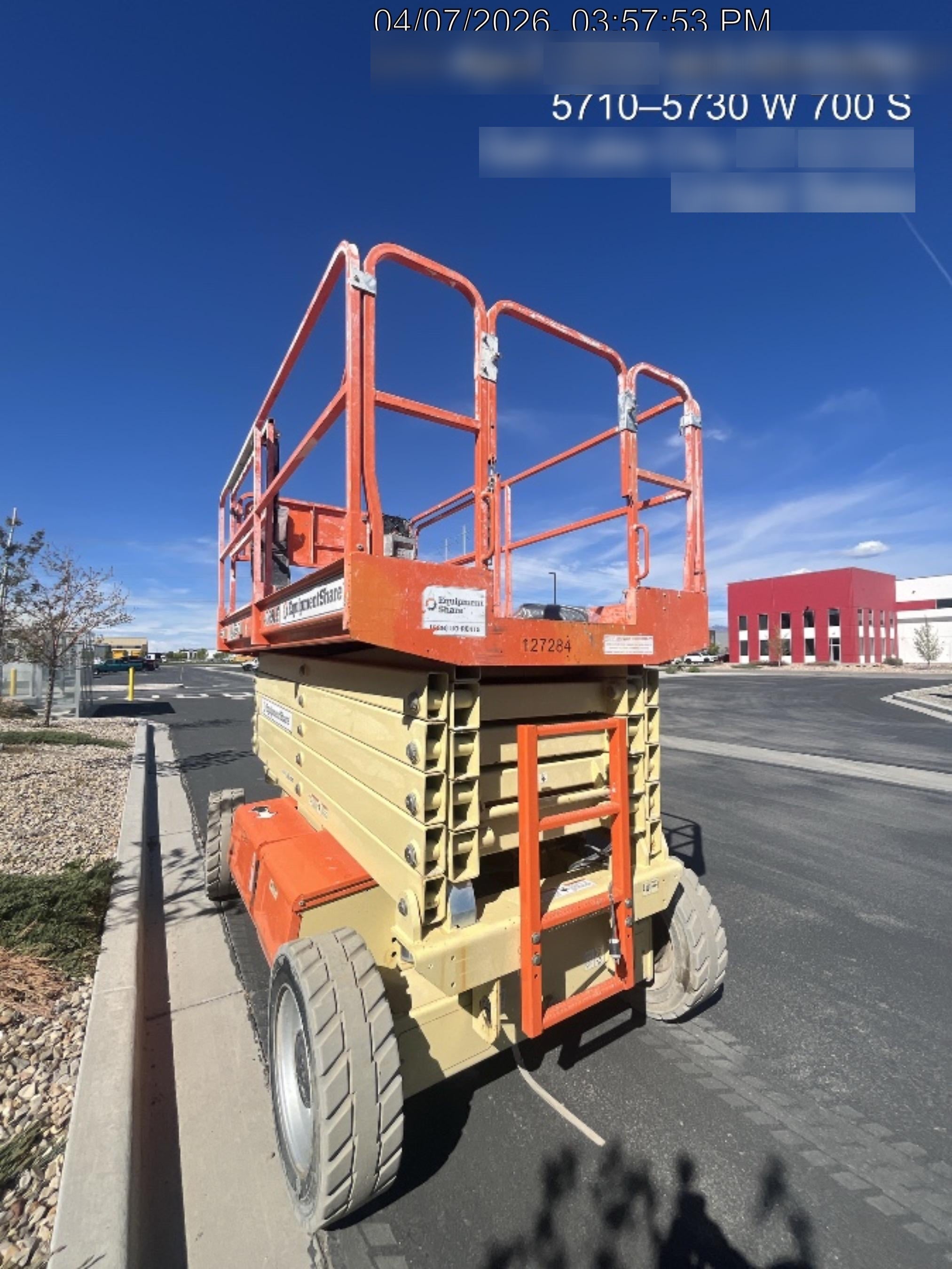 2021 JLG 4069LE