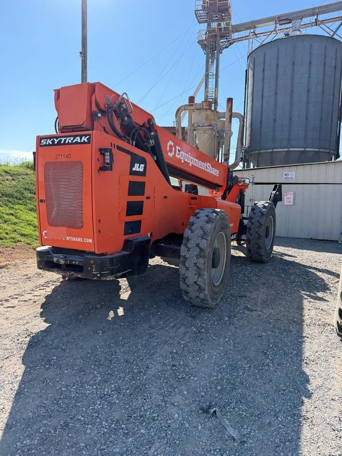 2022 SKYTRAK 10054