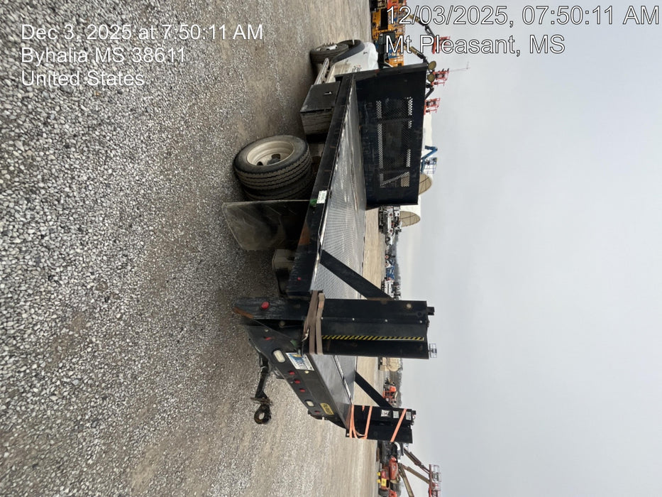 2019 CHEVROLET C5500 Stake Bed - Rental