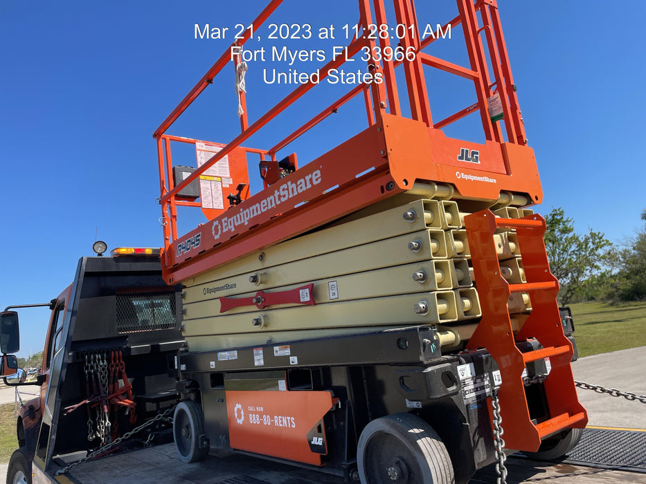 2022 JLG R4045