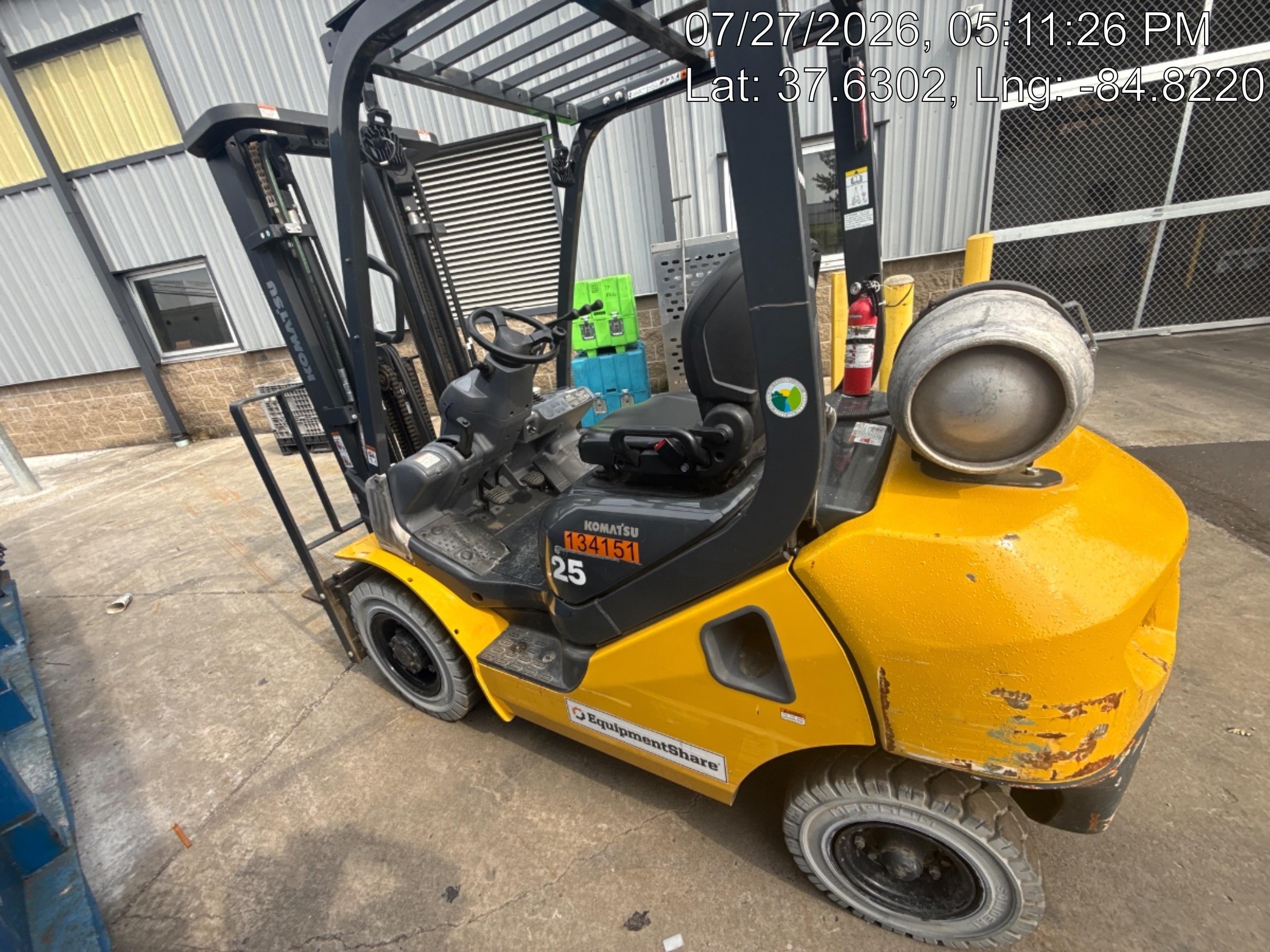2021 KOMATSU FG25T-16 LP