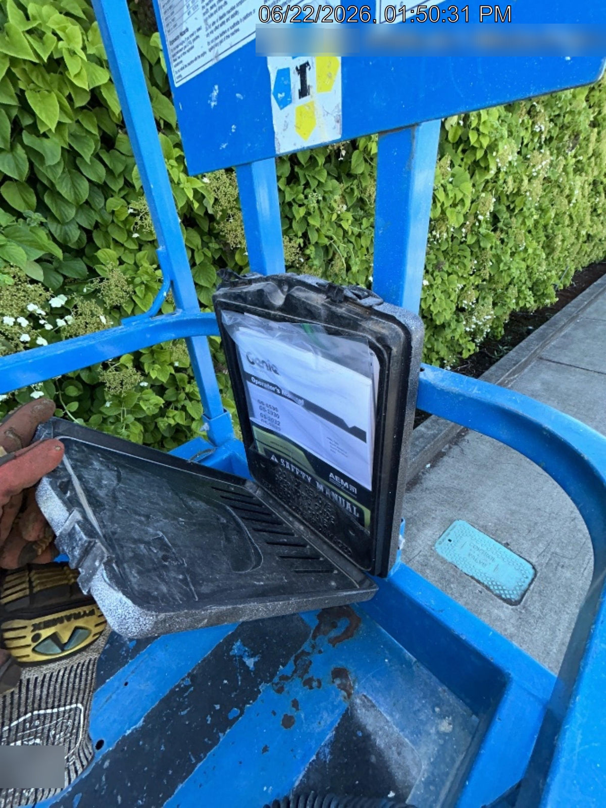 2019 Genie GS-1930 Half Height Swing Gate, 800W Inverter