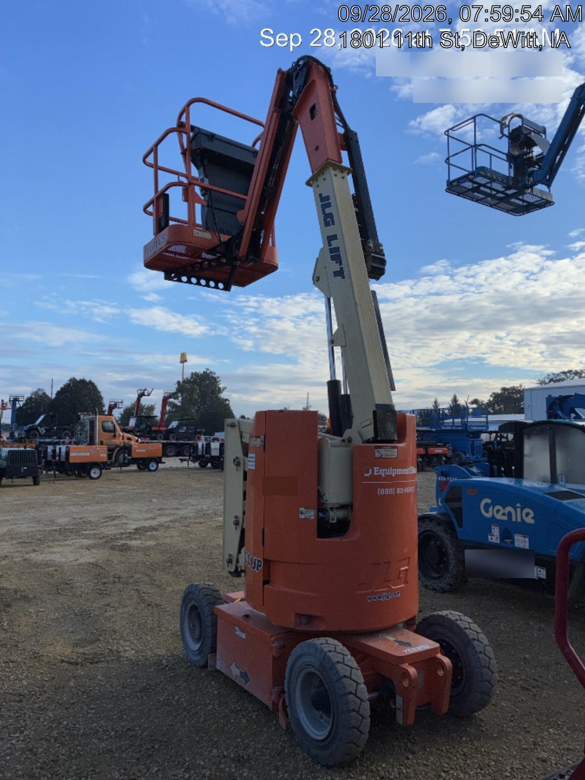 2019 JLG E300AJP