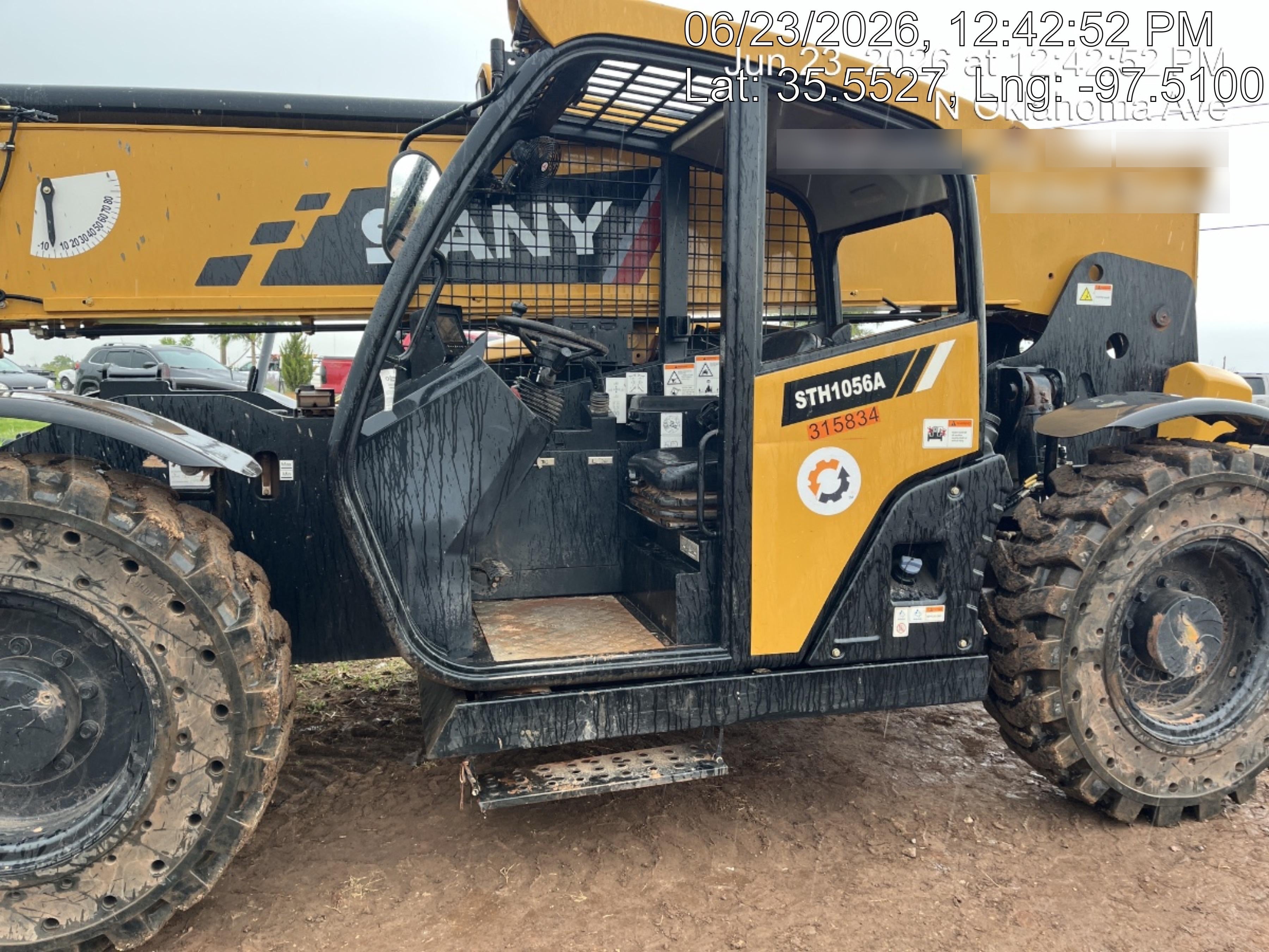 2023 SANY STH1056