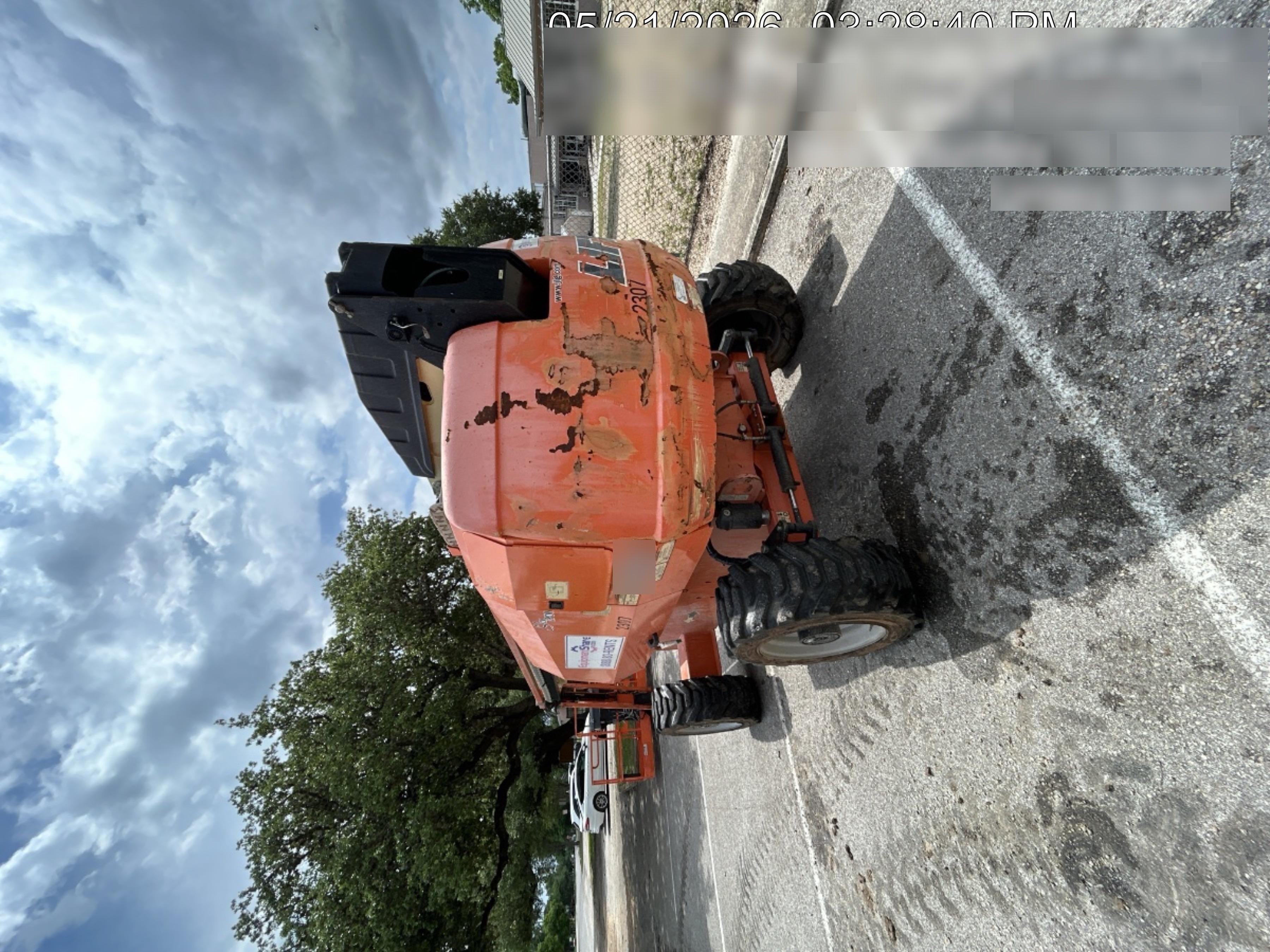 2016 JLG 660SJ