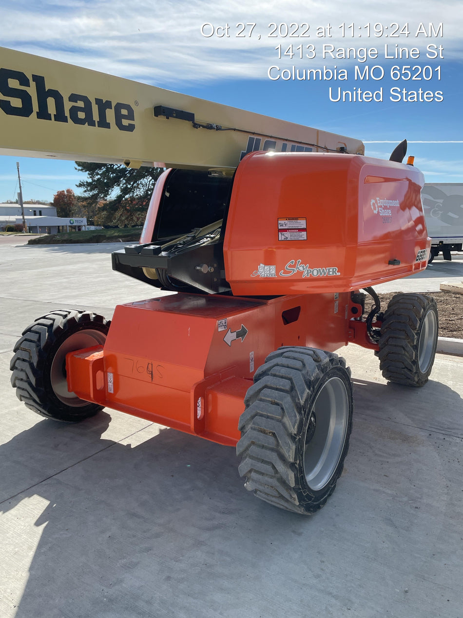 2022 JLG 660SJ