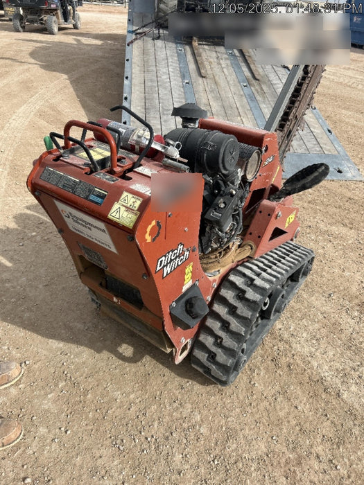 2020 DITCH WITCH C24XA