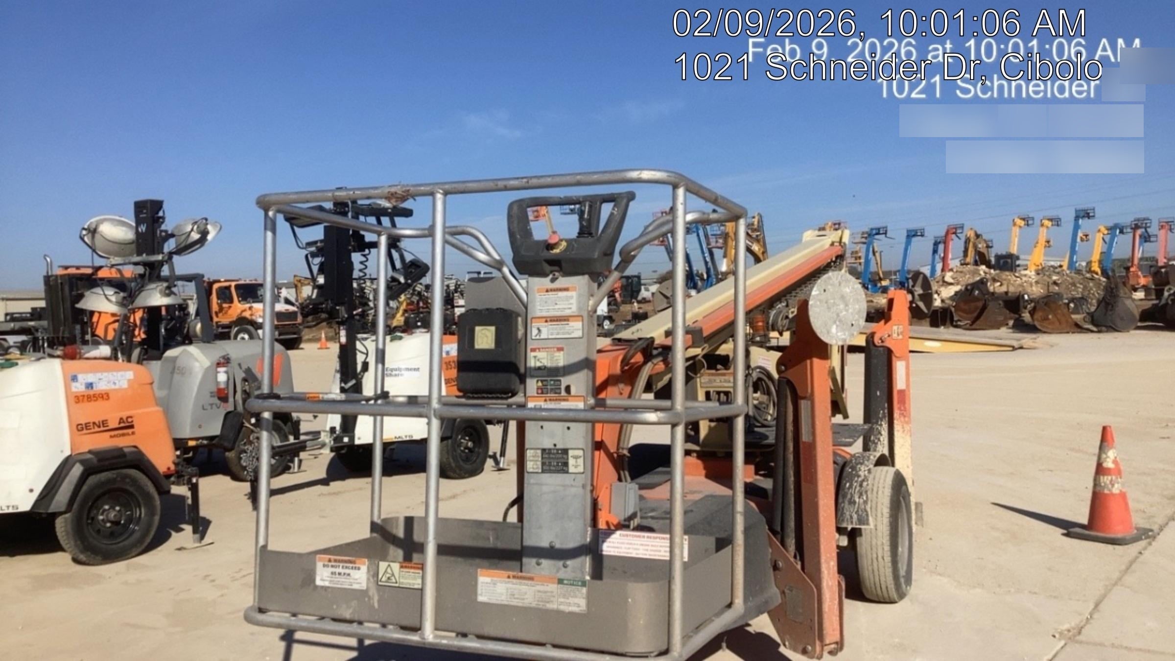 2022 JLG T350