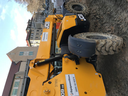 2019 JCB 509-42 74 HP w/Open ROPS, Beacon, Aux Hydraulics, LED Work lights, Solid Tires 66" Carriage/60" Forks