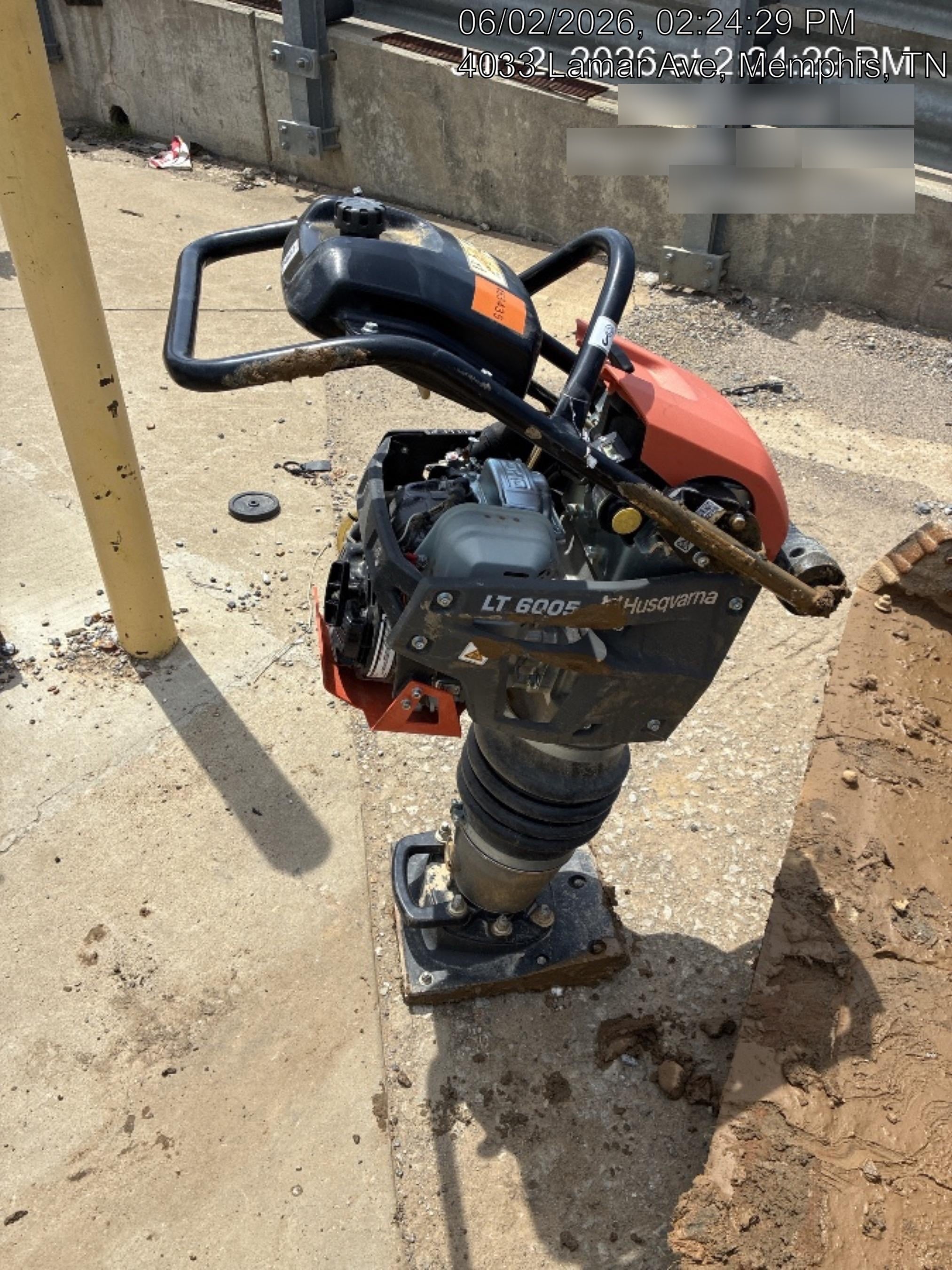 2024 HUSQVARNA LT6005