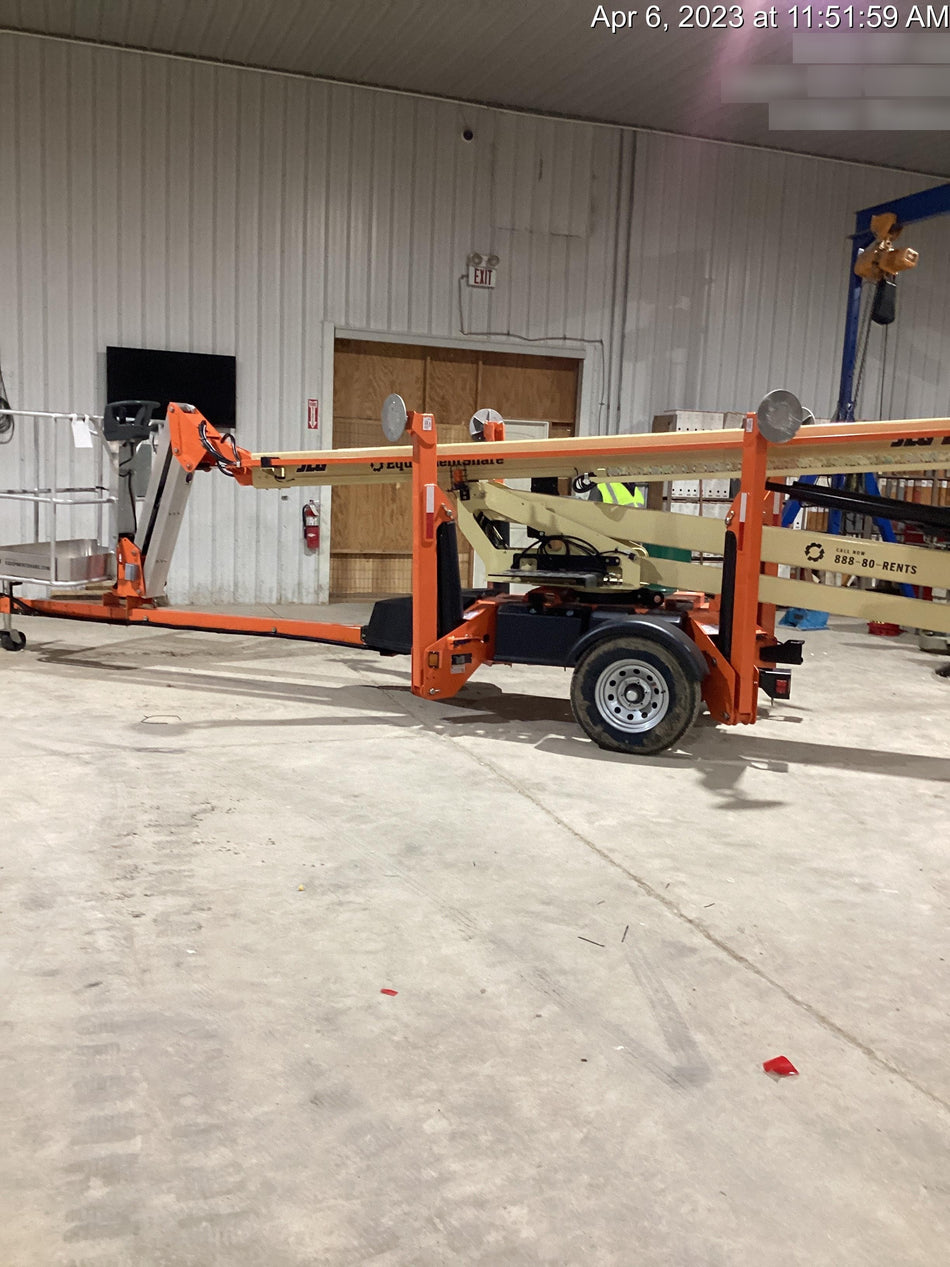 2023 JLG T500J