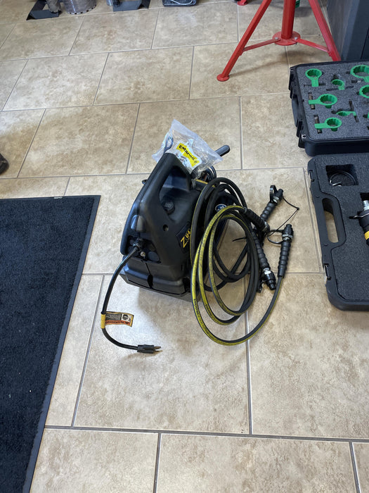 2023 ENERPAC ZU4408JB