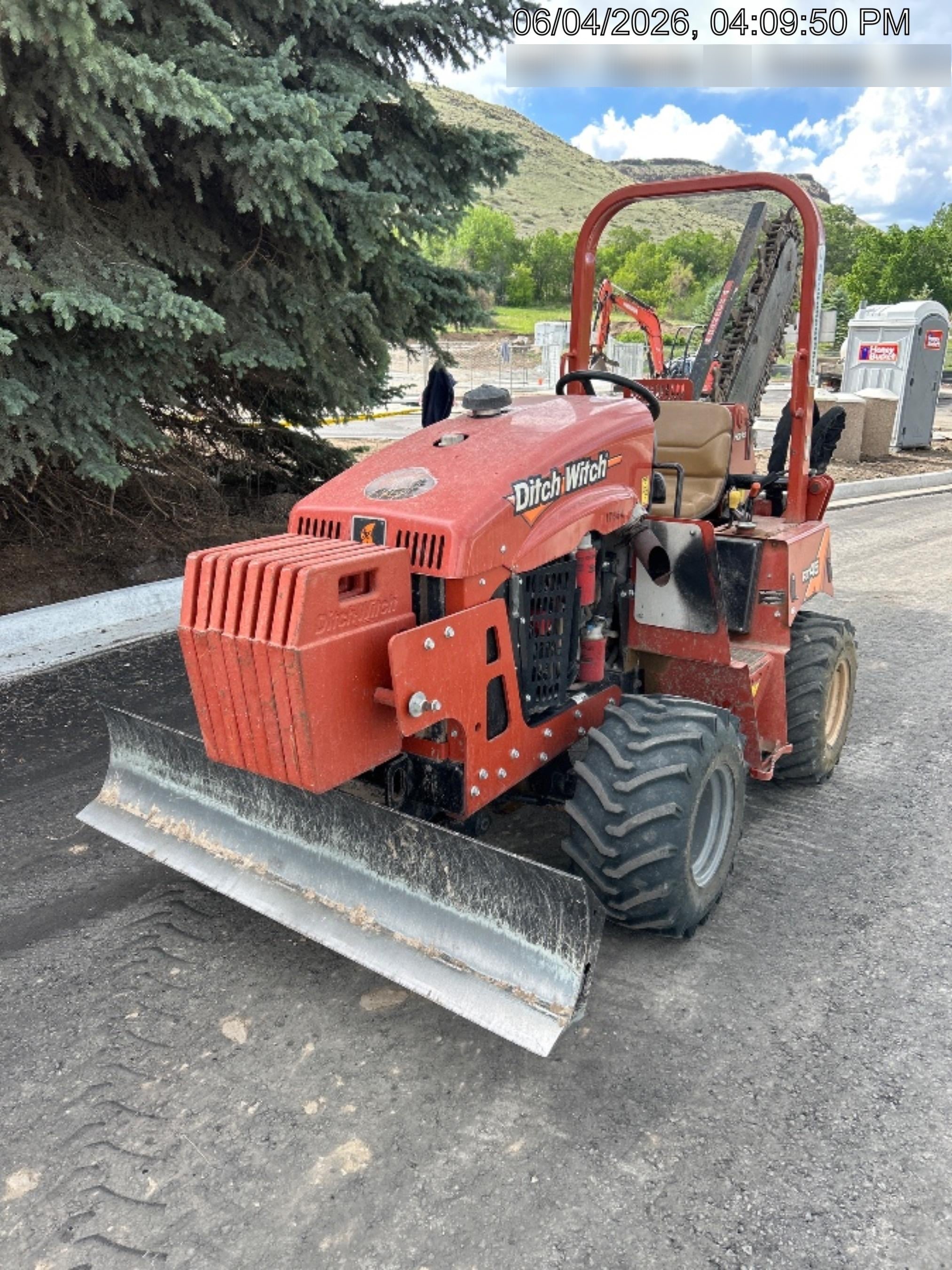 2018 DITCH WITCH RT45A