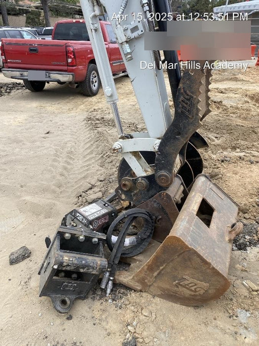 2021 DOOSAN 30" Bucket - Doosan