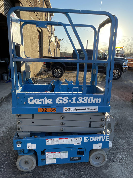 2021 GENIE GS-1330m