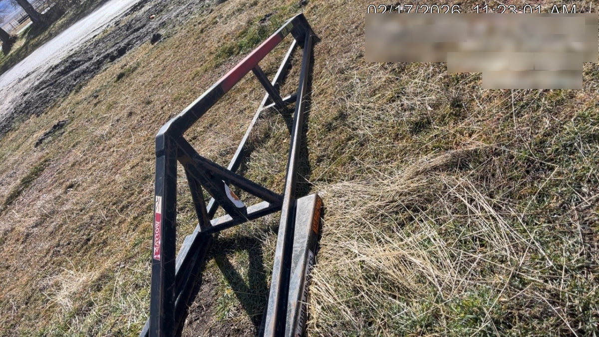 2021 ARROW MATERIAL HANDLING 1000100-12-F