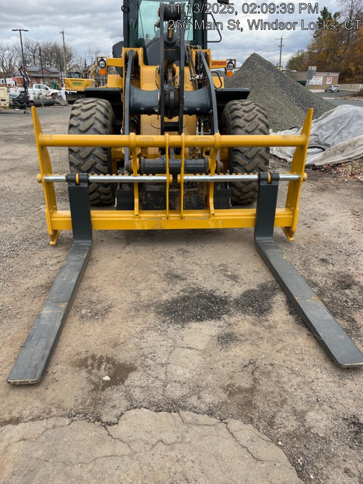 2025 JOHN DEERE 96" Loader Fork Carriage - John Deere