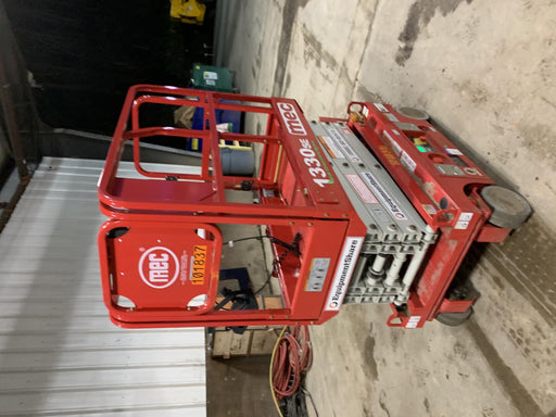 2020 MEC 1330SE Solid NM Tires, Steel Swing out Doors, LCS, Beacon, 900W Invertor