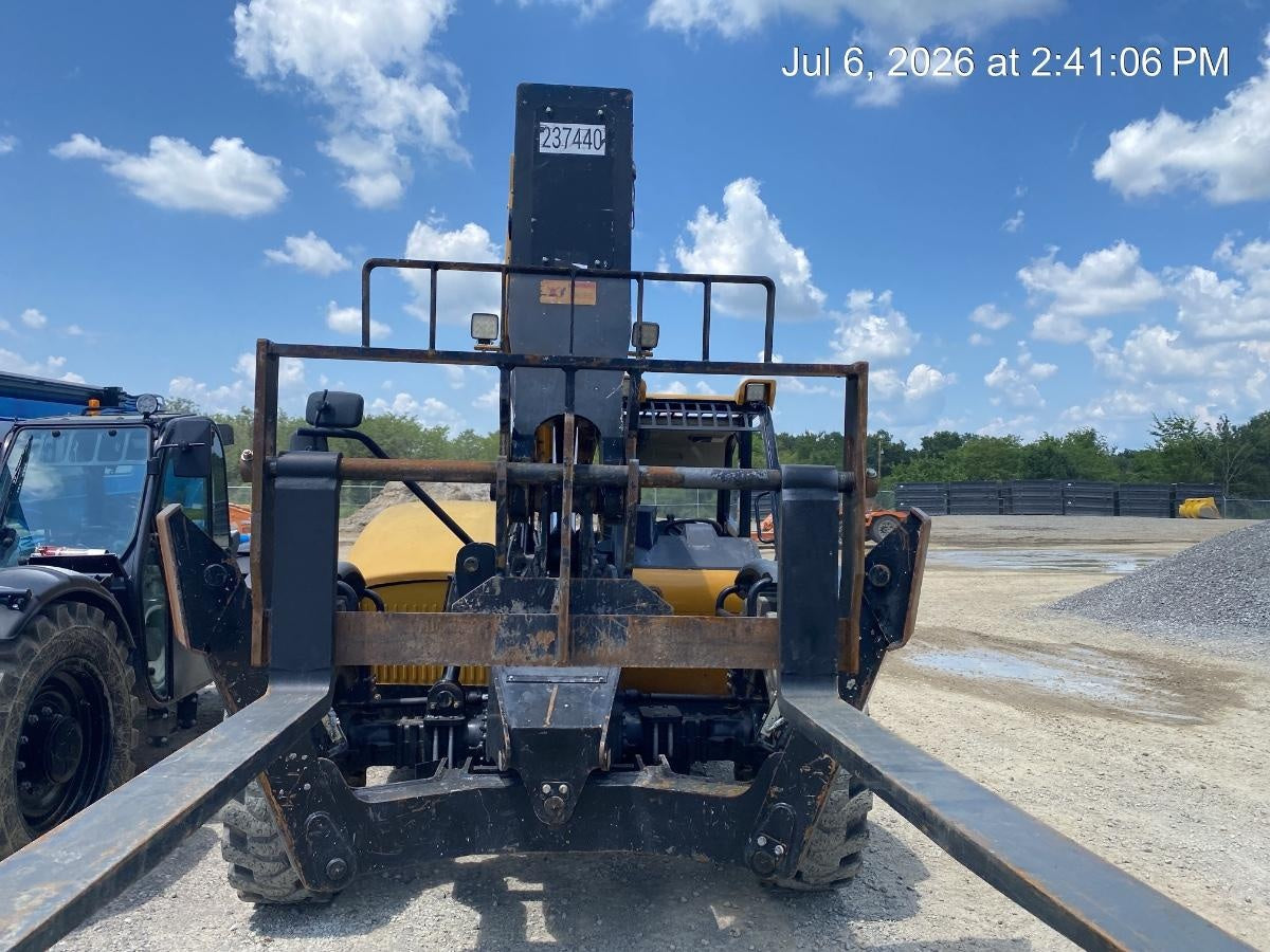 2022 SANY STH1256