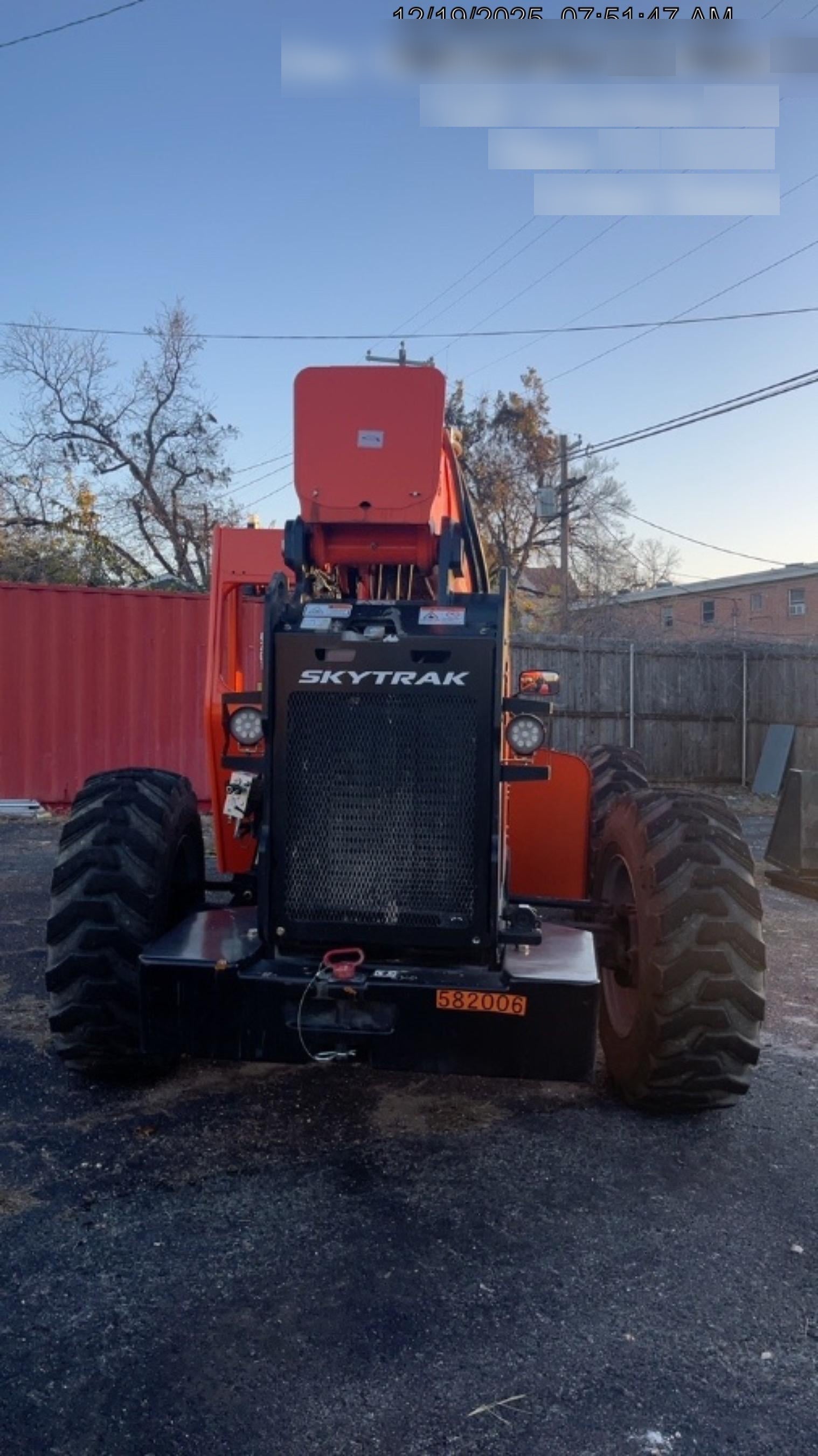 2025 SKYTRAK 8042