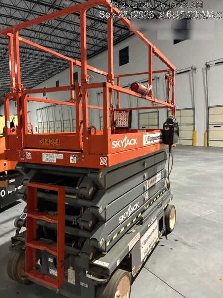 2023 SKYJACK SJ4740