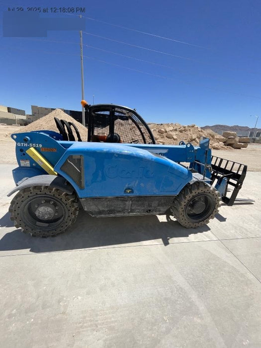 2021 GENIE GTH-5519