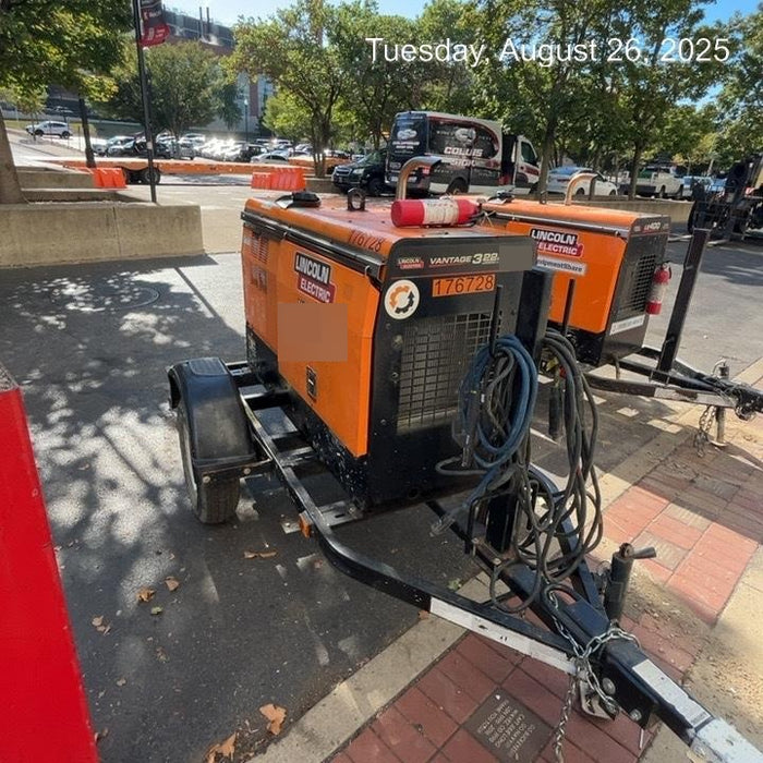 2021 Lincoln Electric Vantage 322 Vantage 322 Ready Pak 3 w/ Decals, ORANGE (includes trailer, cable rack, fender light kit) NO Telematics