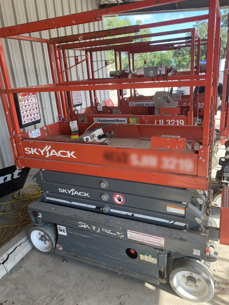 2017 Skyjack SJIII-3219 Skyjack SJ3219, Trojan Battery Set, Extended Warranty 5yr/5k hr