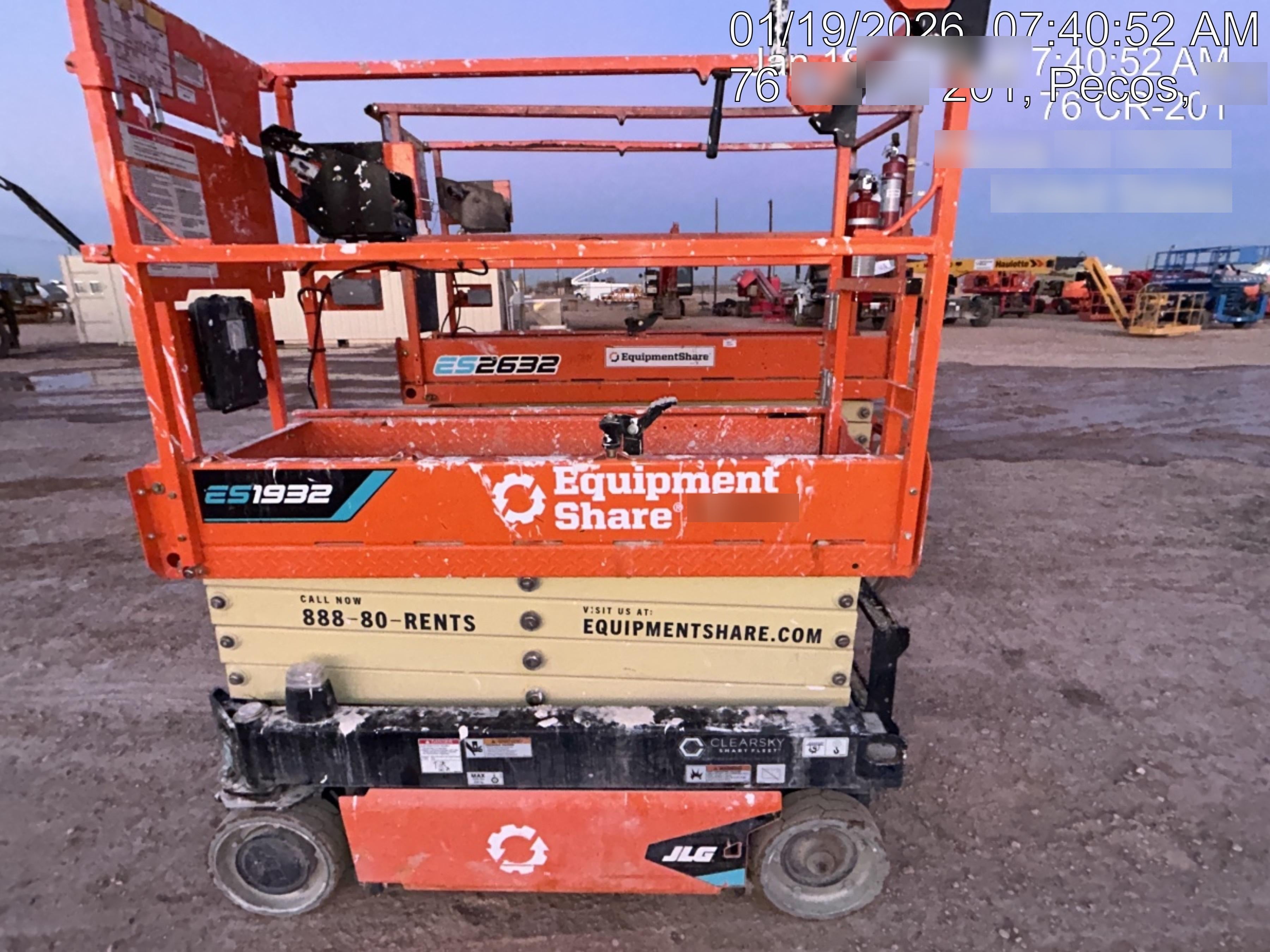 2025 JLG ES1932