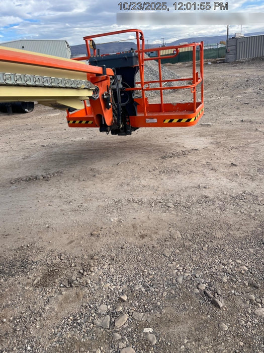 2020 JLG 600S