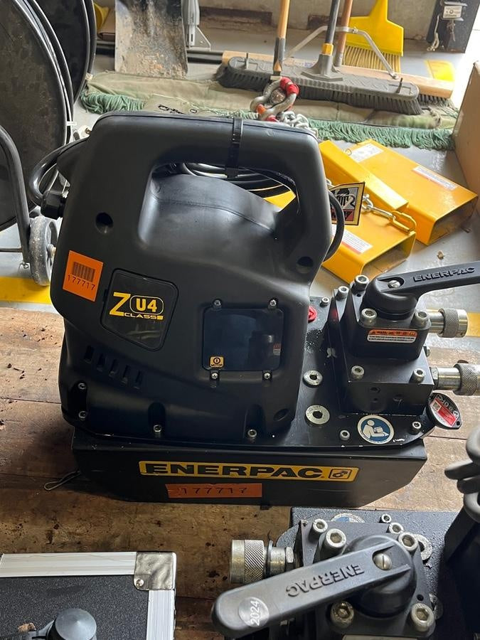 2021 ENERPAC ZU4408JB