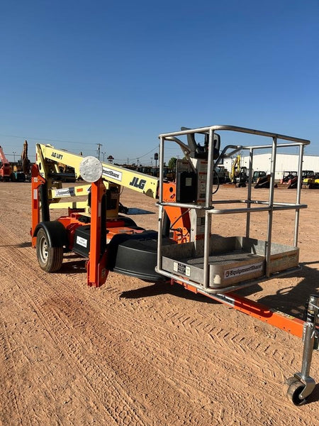 2022 JLG T350