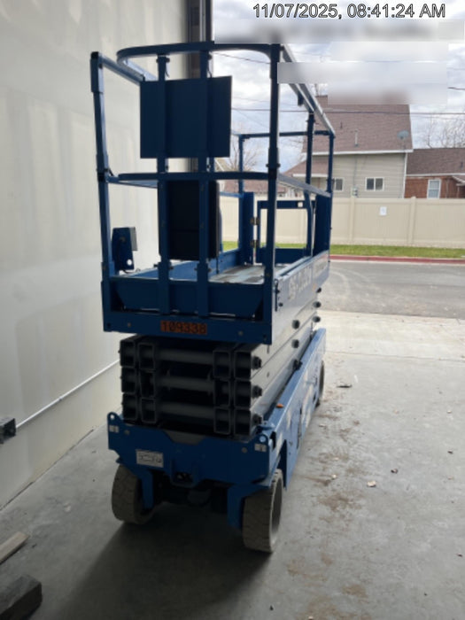 2020 Genie GS-2632 Solid NM Tires, Folding Rails with Half-Height Swing Gate, Beacon