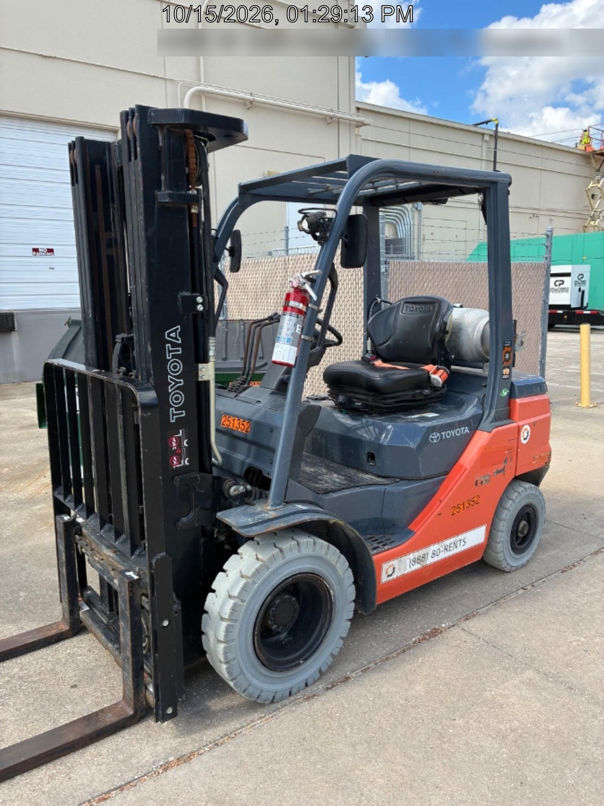 2022 TOYOTA 50-8FGU25