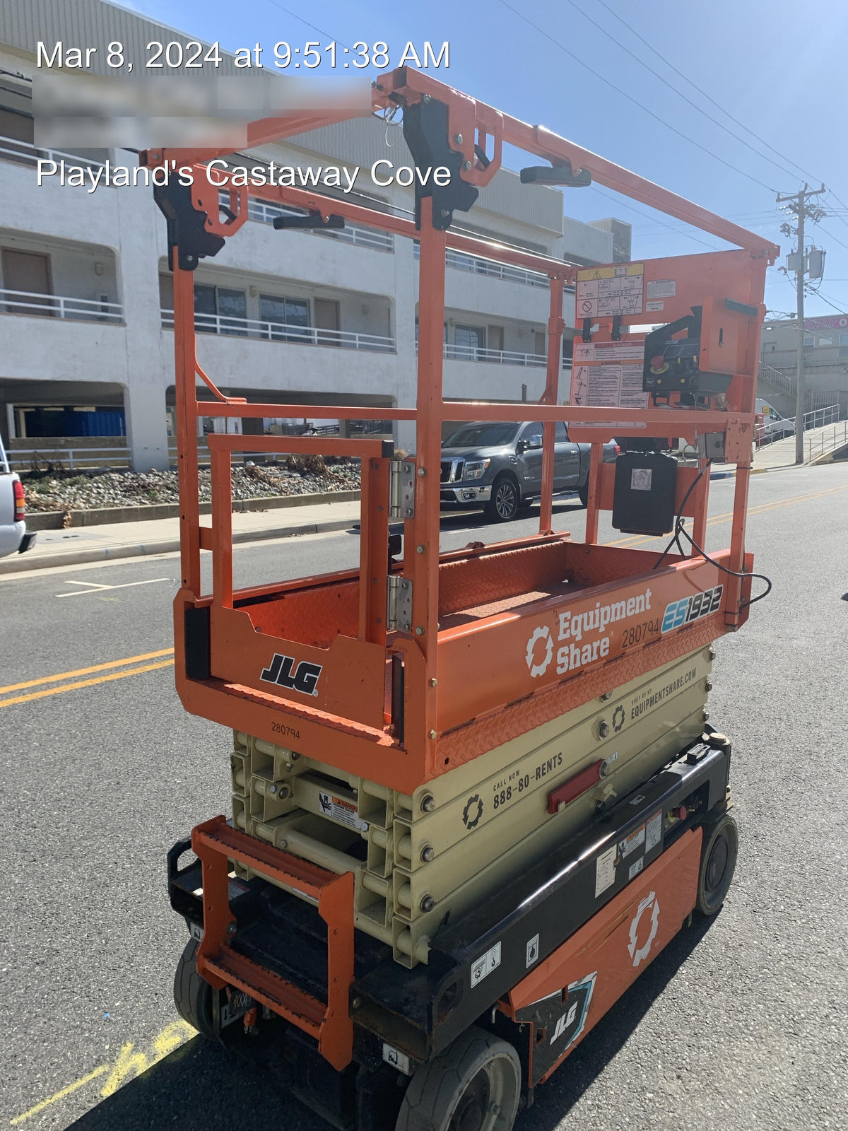 2022 JLG ES1932