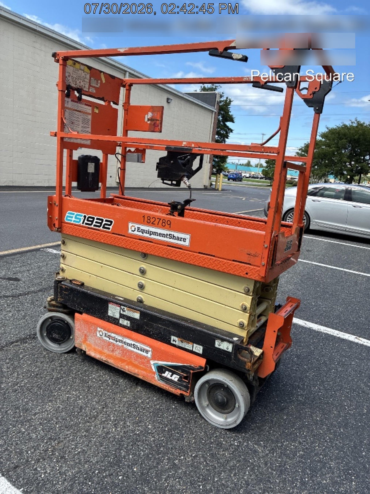2021 JLG ES1932