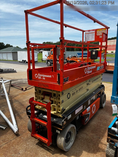 2022 JLG ES2632