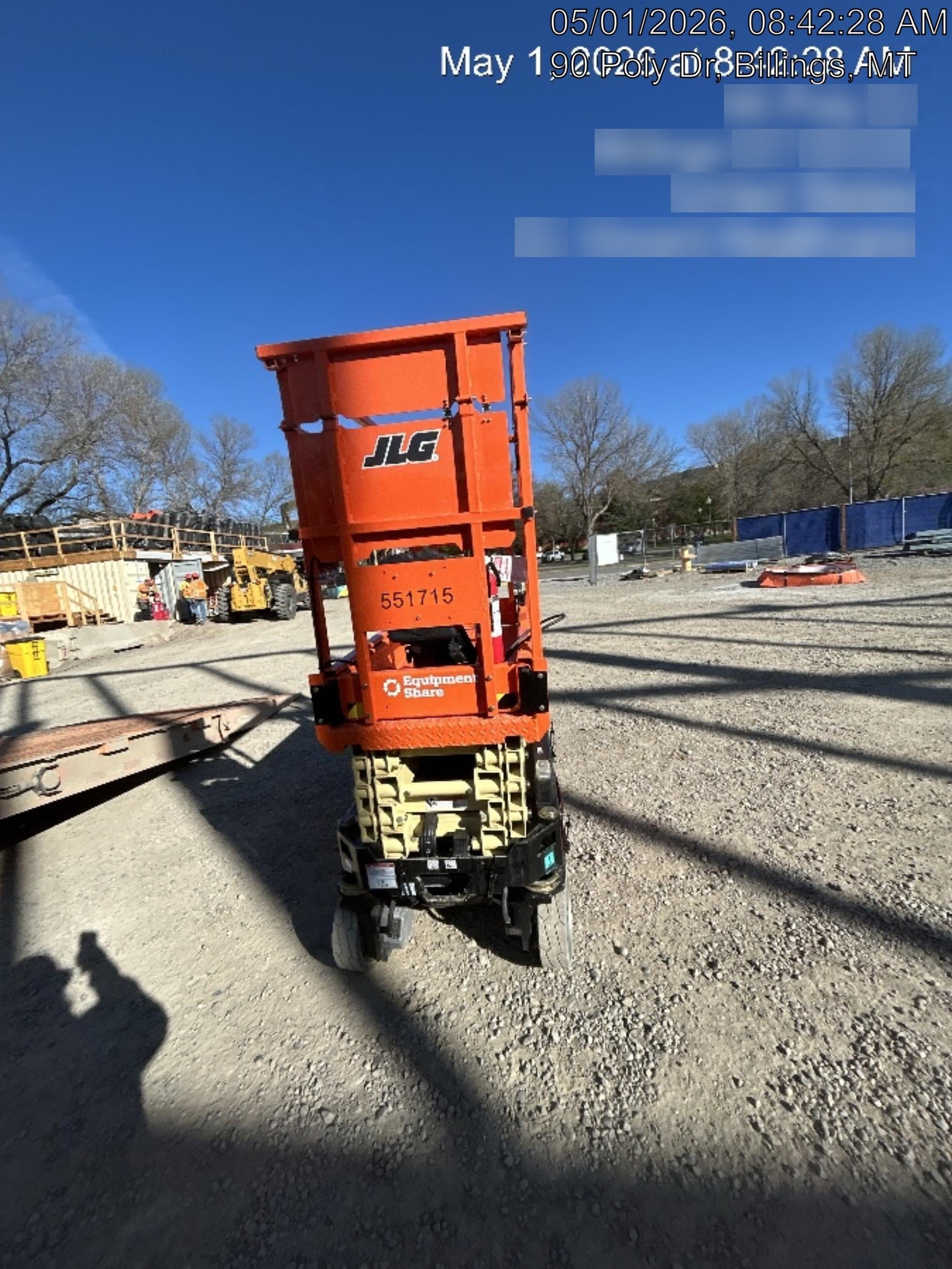 2025 JLG ES1932
