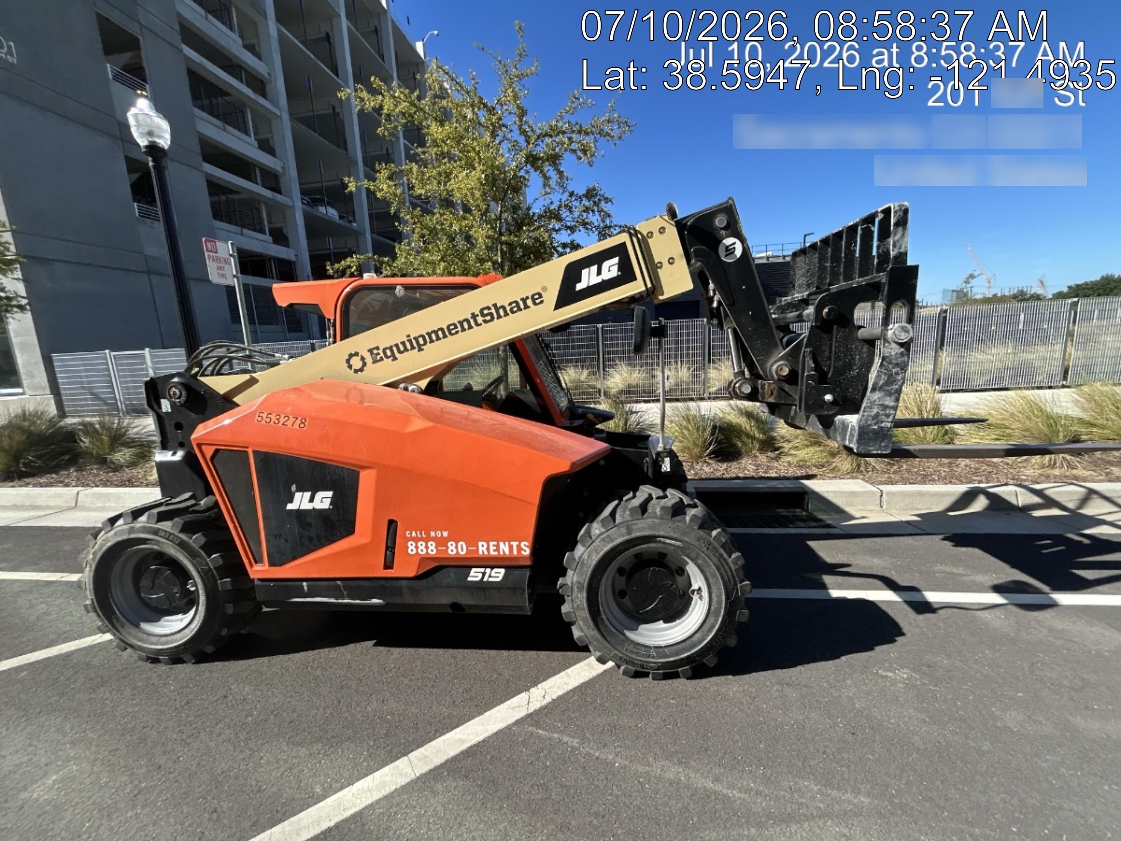 2025 JLG 519