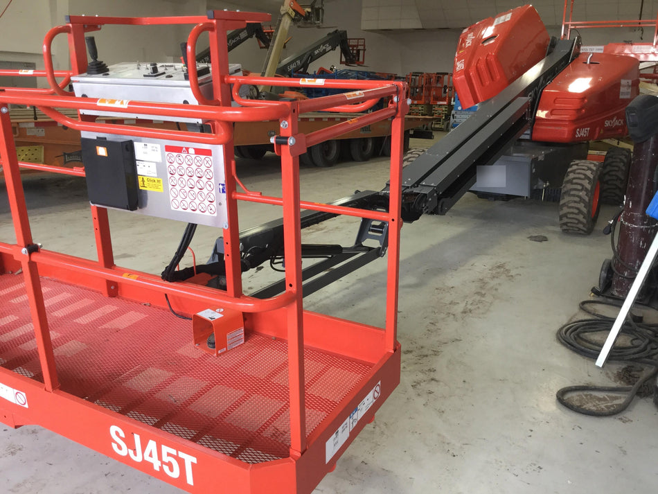 2016 SKYJACK SJ45T+