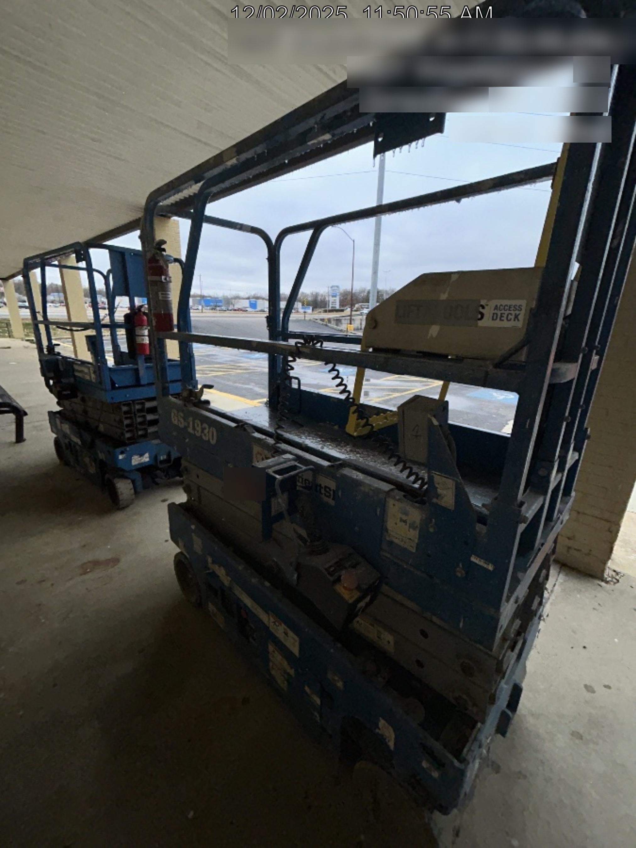 2019 Genie GS-1930 Fixed rails with chain Entry