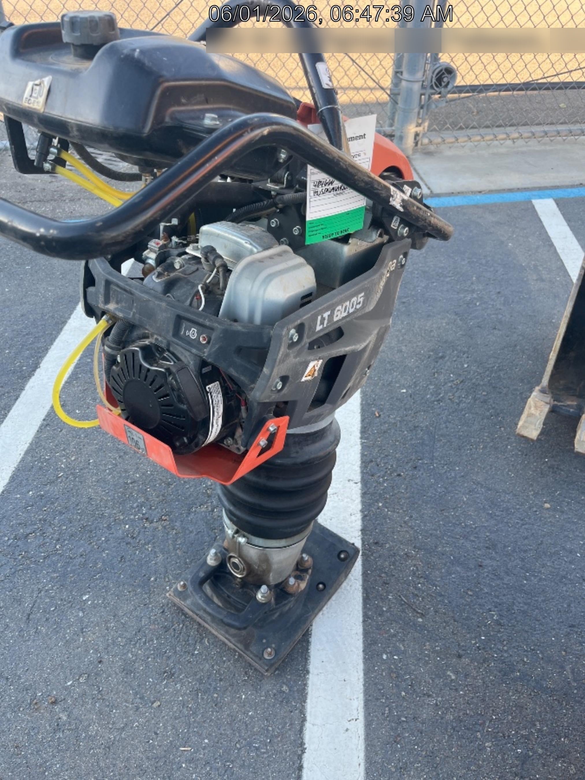 2024 HUSQVARNA LT6005