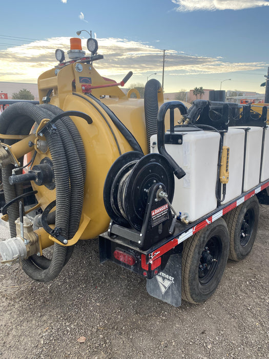 2021 Vac-Tron LP573XDT T4 Koehler Diesel Engine, 500 Gallon Debris Tank, x2 100 Gallon Water Tanks