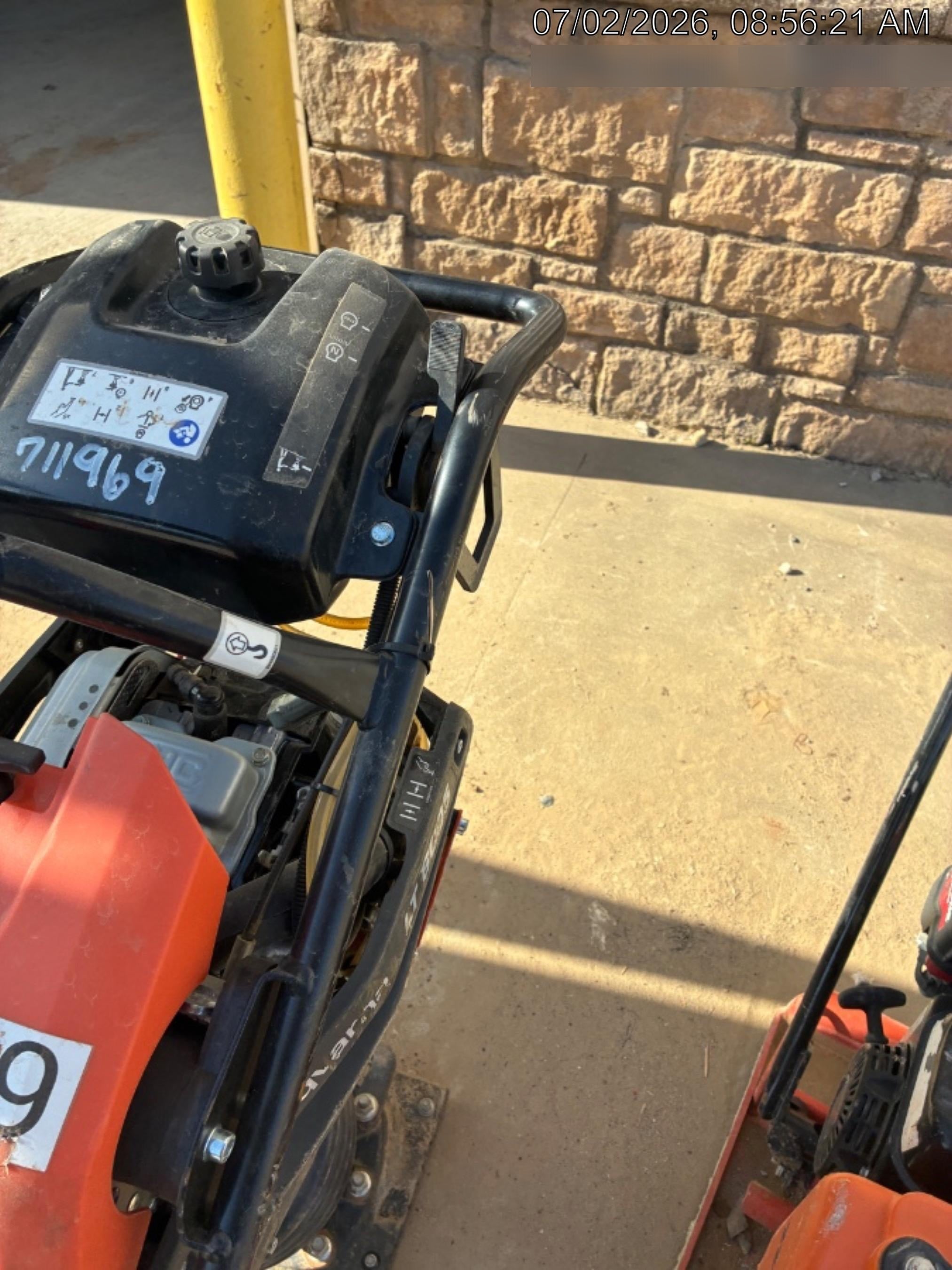 2026 HUSQVARNA LT6005