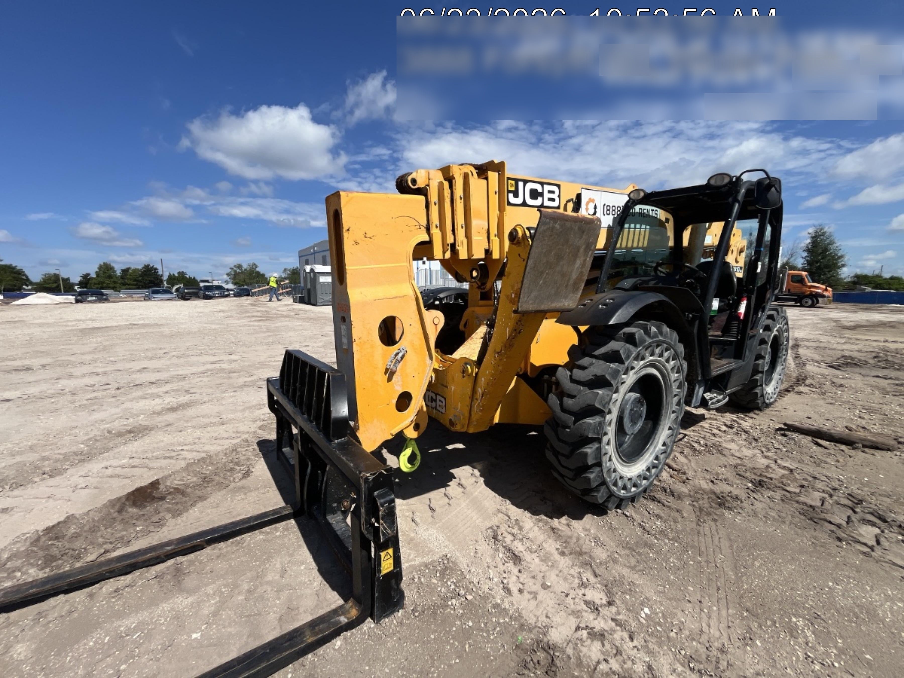 2020 JCB 510-56