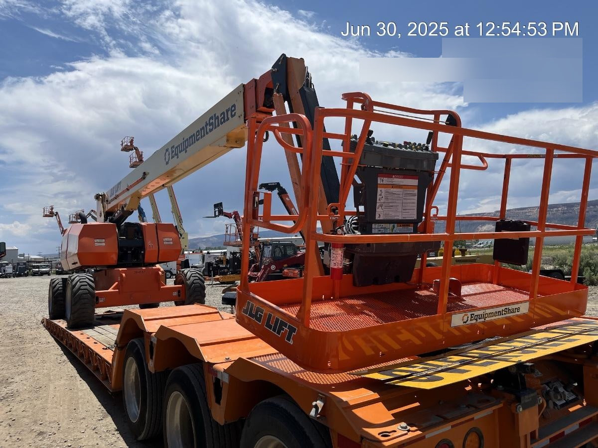 2022 JLG 860SJ