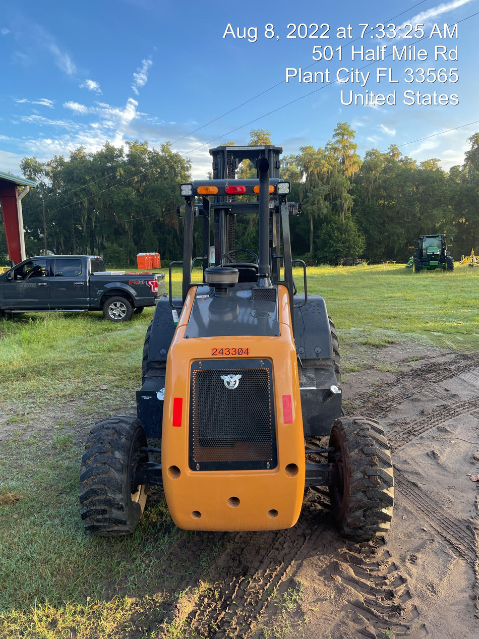 2022 CASE 586H