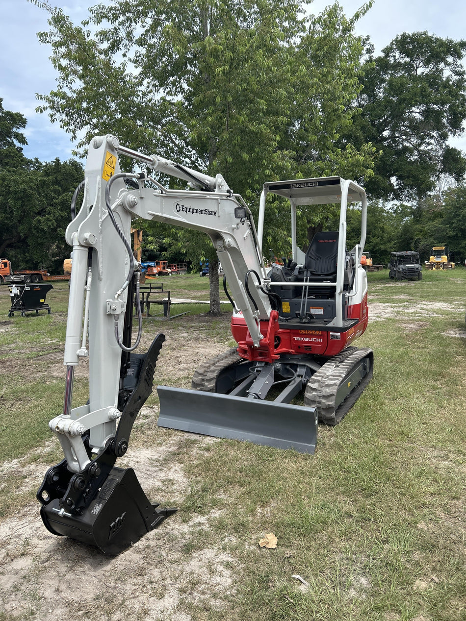 2025 TAKEUCHI TB235-2R